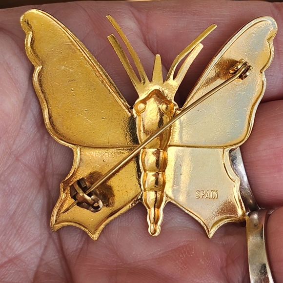 Elegant Vintage Gold and Green Damascene Butterfly Brooch Costume Jewelry - Picture 3 of 5